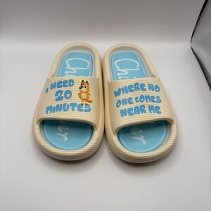 Bluey Chilli Heeler I Need 20 Minutes Striped Slide Sandals Womens 7 ECBY8001